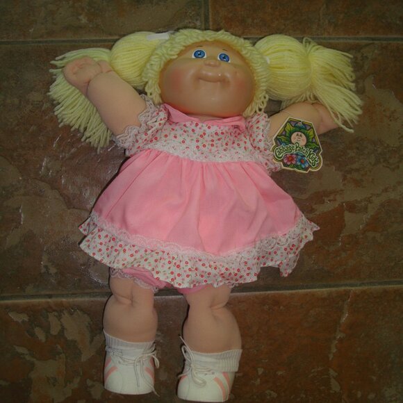 Original Blonde Haired Cabbage Patch Doll in Box with Tags CPK Baby Girl - Picture 5 of 8